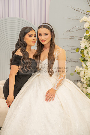Camila Campa quinceanera, sweet 16, celebration at Elite Banquet Hall in Maywood Ca, Huntington Park Ca, by Gustavo Villarreal Photography, videography 323-633-8283, www.gustavovillarreal.com