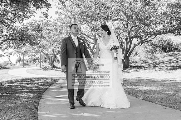 EVELIA Y JUAN weddings photography and video at St Joseph Catholic church in Hawthorne Ca, Reception venues at Temple of Emanuel of beberly hills Ca,  www.gustavovillarreal.com, 323-633-8283