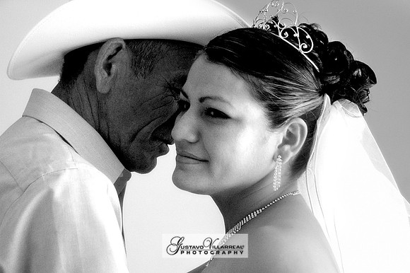 weddings-quinceaneras-sweet 16-engagements-family portraits-business headshots-graduations photography and videography-323-633-8283