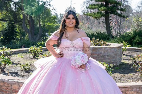Sophia Salas quinceanera, photo, shoot, at Penn Park in Whittier Ca, Gustavo Villarreal Photography, 323-633-8283, www.gustavovillarreal.com
