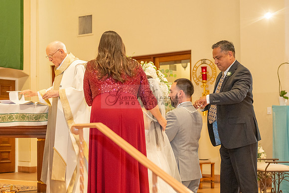 LINK-#1-Stephanie and Albert wedding photography, celebration at Sonesta Redondo Beach and Marina in Redondo Beach Ca, photographer, videographer, Gustavo Villarreal, 323-633-8283, www.gvphotoandvideo