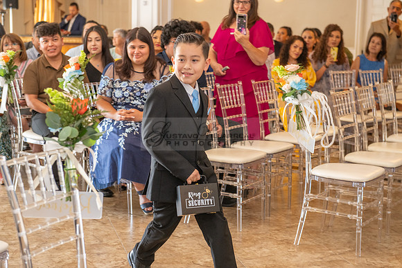 Juan and Kenia wedding celebration, reception at The White House banquet Hall in Anaheim Ca, photography and videography by Gustavo Villarreal Photographer, 323-633-8283, www.gvphotoandvideo.com