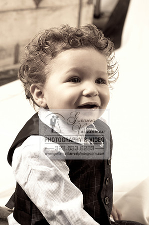 Baby and family pictures in Montebello, by Gustavo Villarreal Pr