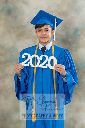 Graduation photo session in Whittier Ca, 323-633-8283, www.gustavovillarreal.com