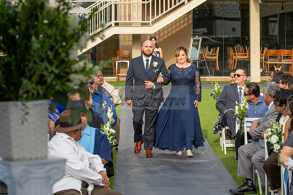 Raymond and Robyn wedding celebration, reception, ceremony at Quiet Cannon Banquet hall in Montebello Ca, photography, videography by Gustavo Villarreal, 323-633-8283, www.gvphotoandvideo.com