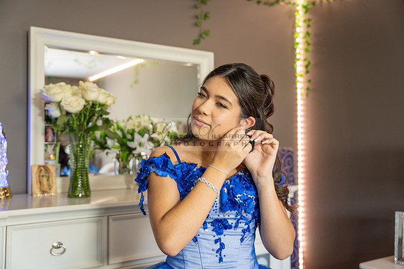 Violeta Noemi quinceanera celebration, photographer , videographer in Hacienda Heights Ca, Montebello Ca, Gustavo Villarreal Photography, 323-633-8283, www.gvphotoandvideo.com