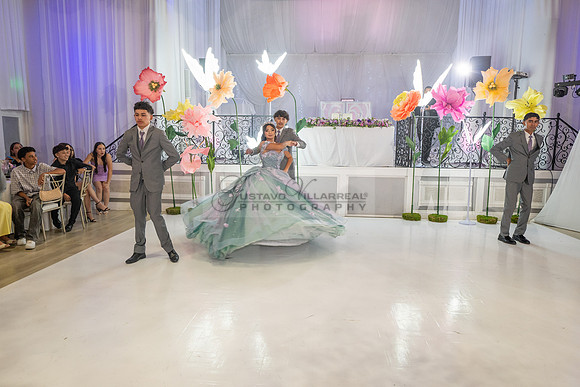 LINK #2-Janelle Ornelas, Sweet Sixteen, quinceanera, celebration at El Palacio Hall in south El Monte Ca, Gustavo Villarreal Photography, 323-633-8283, www.gvphotoandvideo.com