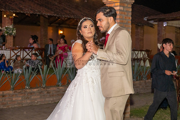 Lalo and Indira wedding, boda en Puga Nayarit Mexico, Gustavo Villarreal Photography, 323-633-8283, www.gustavovillarreal.com
