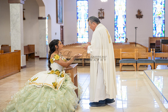 Arianna Tejada quinceanera celebration, photography, videography at Our lady of Guadalupe in El Monte Ca, Fiesta Mexican banquet Hall Montclair Ca, Gustavo Villarreal photo and video, 323-633-8283, ww
