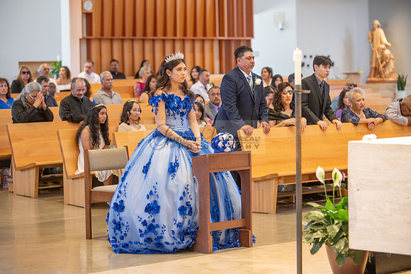 Violeta Noemi quinceanera celebration, photographer , videographer in Hacienda Heights Ca, Montebello Ca, Gustavo Villarreal Photography, 323-633-8283, www.gvphotoandvideo.com