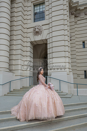 Ximena Alessandra quinceanera photos, videos, photographer, videographer in Pasadena City Hall California, Gustavo Villarreal Photography, 323-633-8283, www.gvphotoandvideo.com