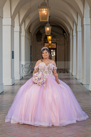 Camila Pacheco quinceanera, sweet 16, photo session in Pasadena City Hall in Pasadena California, photography and videography by Gustavo Villarreal photographer, 323-633-8283, www.gvphotoandvideo.com