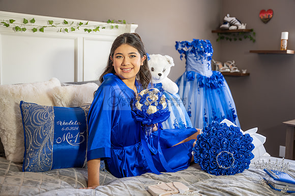 Violeta Noemi quinceanera celebration, photographer , videographer in Hacienda Heights Ca, Montebello Ca, Gustavo Villarreal Photography, 323-633-8283, www.gvphotoandvideo.com