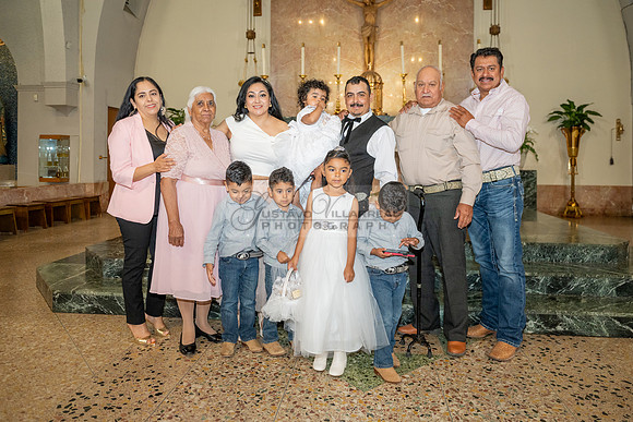 Nazareth Bautizo fotografias y videos en Whittier Ca, reception at Grand premier Banquet hall in Gardena Ca. Gustavo Villarreal photographer 323-633-8283, www.gvphotoandvideo.com