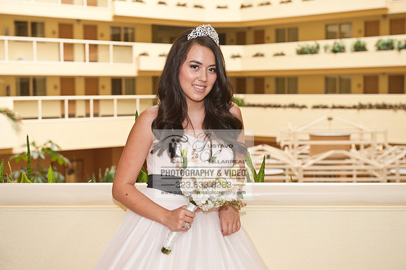 Quinceaneras and weddings photography and video at Embassy suite