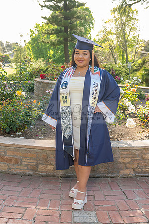 Melanie graduation photographer CSUF, California State University Fullerton, Whittier Ca, Gustavo Villarreal Photography, 323-633-8283, www.gvphotoandvideo.com