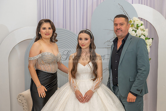 Camila Campa quinceanera, sweet 16, celebration at Elite Banquet Hall in Maywood Ca, Huntington Park Ca, by Gustavo Villarreal Photography, videography 323-633-8283, www.gustavovillarreal.com