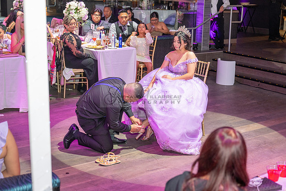Leah Torres quinceanera celebration, reception, photography, videography, reception, Quiet Cannon Banquet Hall in the city of Montebello Ca, Gustavo Villarreal photographer, 323-633-8283, www.gvphotoa