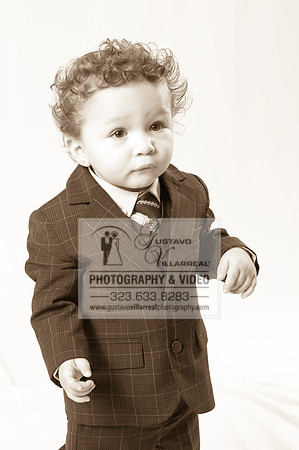 Baby and family pictures in Montebello, by Gustavo Villarreal Pr