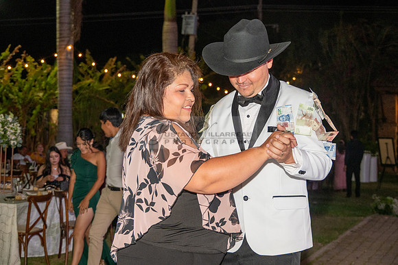 Lalo and Indira wedding, boda en Puga Nayarit Mexico, Gustavo Villarreal Photography, 323-633-8283, www.gustavovillarreal.com
