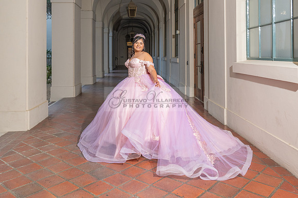 Camila Pacheco quinceanera, sweet 16, photo session in Pasadena City Hall in Pasadena California, photography and videography by Gustavo Villarreal photographer, 323-633-8283, www.gvphotoandvideo.com
