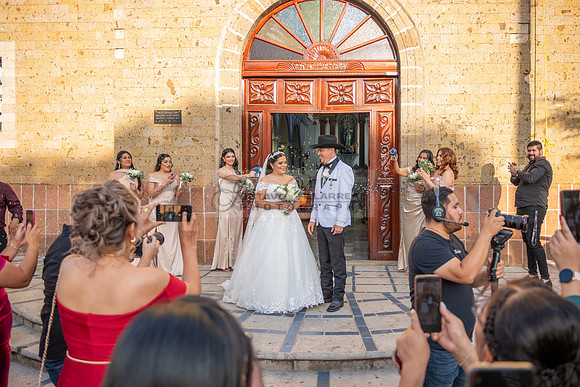 Lalo and Indira wedding, boda en Puga Nayarit Mexico, Gustavo Villarreal Photography, 323-633-8283, www.gustavovillarreal.com