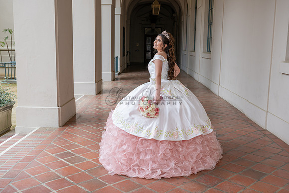 Natalie Gutierrez quinceañera photoshoot at the beautiful and historic place in Pasadena Ca. wedding and sweet 16th Photographer Gustavo Villarreal, 323-633-8283