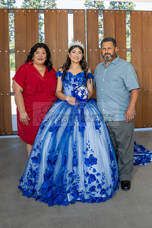 Violeta Noemi quinceanera celebration, photographer , videographer in Hacienda Heights Ca, Montebello Ca, Gustavo Villarreal Photography, 323-633-8283, www.gvphotoandvideo.com