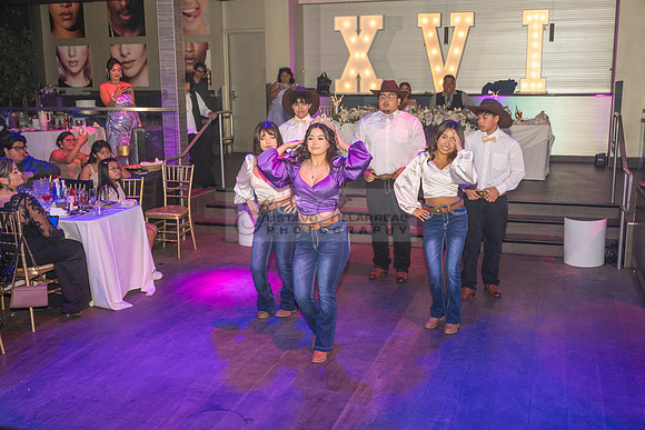 Leah Torres quinceanera celebration, reception, photography, videography, reception, Quiet Cannon Banquet Hall in the city of Montebello Ca, Gustavo Villarreal photographer, 323-633-8283, www.gvphotoa