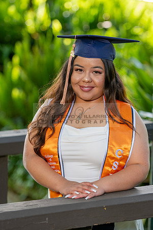 Melanie graduation photographer CSUF, California State University Fullerton, Whittier Ca, Gustavo Villarreal Photography, 323-633-8283, www.gvphotoandvideo.com