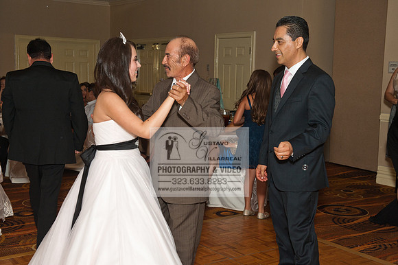 Quinceaneras and weddings photography and video at Embassy suite