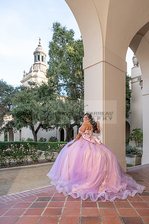 Camila Pacheco quinceanera, sweet 16, photo session in Pasadena City Hall in Pasadena California, photography and videography by Gustavo Villarreal photographer, 323-633-8283, www.gvphotoandvideo.com