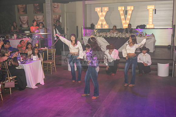 Leah Torres quinceanera celebration, reception, photography, videography, reception, Quiet Cannon Banquet Hall in the city of Montebello Ca, Gustavo Villarreal photographer, 323-633-8283, www.gvphotoa