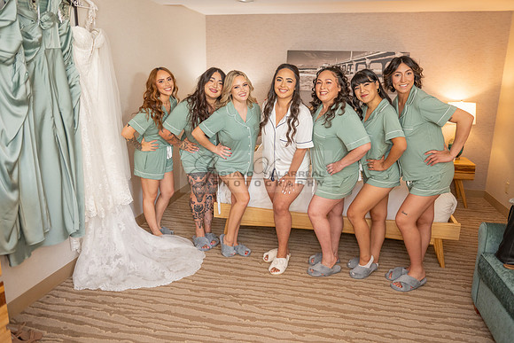 LINK-#1-Stephanie and Albert wedding photography, celebration at Sonesta Redondo Beach and Marina in Redondo Beach Ca, photographer, videographer, Gustavo Villarreal, 323-633-8283, www.gvphotoandvideo