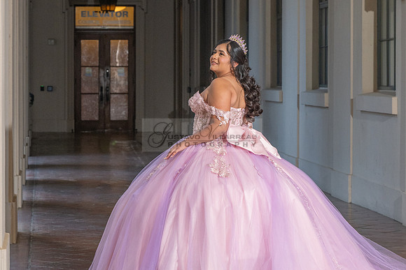Camila Pacheco quinceanera, sweet 16, photo session in Pasadena City Hall in Pasadena California, photography and videography by Gustavo Villarreal photographer, 323-633-8283, www.gvphotoandvideo.com