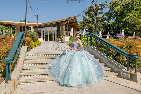 Janelle Ornelas quinceanera photo shoot at the arboretum in Arcadia Ca, Gustavo Villarreal Photography, 323-633-8283, www.gvphotoandvideo.com