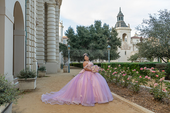Camila Pacheco quinceanera, sweet 16, photo session in Pasadena City Hall in Pasadena California, photography and videography by Gustavo Villarreal photographer, 323-633-8283, www.gvphotoandvideo.com