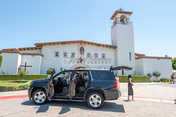 Arianna Tejada quinceanera celebration, photography, videography at Our lady of Guadalupe in El Monte Ca, Fiesta Mexican banquet Hall Montclair Ca, Gustavo Villarreal photo and video, 323-633-8283, ww
