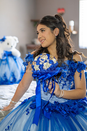 Violeta Noemi quinceanera celebration, photographer , videographer in Hacienda Heights Ca, Montebello Ca, Gustavo Villarreal Photography, 323-633-8283, www.gvphotoandvideo.com