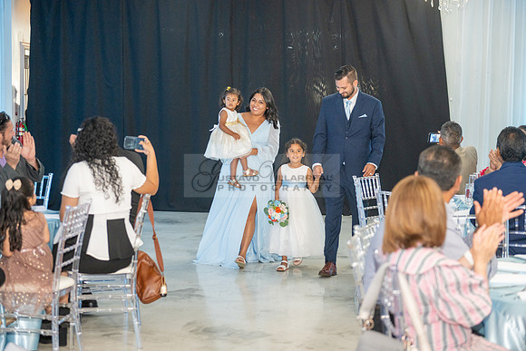 Juan and Kenia wedding celebration, reception at The White House banquet Hall in Anaheim Ca, photography and videography by Gustavo Villarreal Photographer, 323-633-8283, www.gvphotoandvideo.com