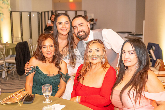 LINK-#1-Stephanie and Albert wedding photography, celebration at Sonesta Redondo Beach and Marina in Redondo Beach Ca, photographer, videographer, Gustavo Villarreal, 323-633-8283, www.gvphotoandvideo