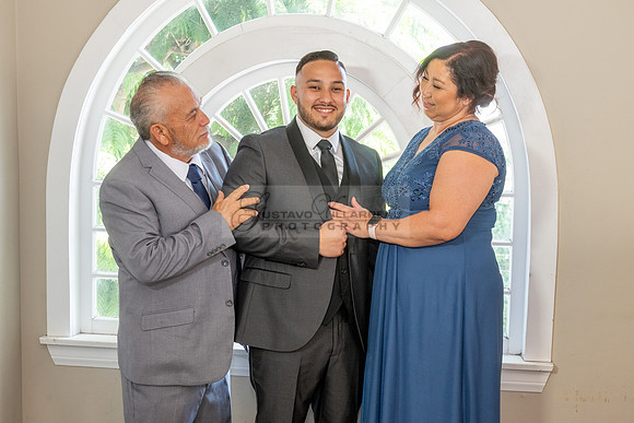Juan and Kenia wedding celebration, reception at The White House banquet Hall in Anaheim Ca, photography and videography by Gustavo Villarreal Photographer, 323-633-8283, www.gvphotoandvideo.com