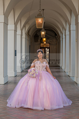Camila Pacheco quinceanera, sweet 16, photo session in Pasadena City Hall in Pasadena California, photography and videography by Gustavo Villarreal photographer, 323-633-8283, www.gvphotoandvideo.com