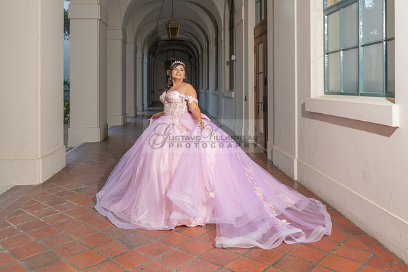 Camila Pacheco quinceanera, sweet 16, photo session in Pasadena City Hall in Pasadena California, photography and videography by Gustavo Villarreal photographer, 323-633-8283, www.gvphotoandvideo.com