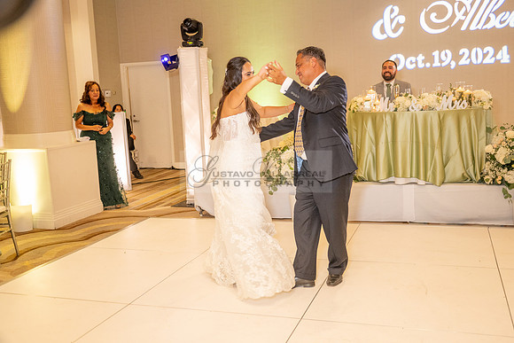 LINK-#1-Stephanie and Albert wedding photography, celebration at Sonesta Redondo Beach and Marina in Redondo Beach Ca, photographer, videographer, Gustavo Villarreal, 323-633-8283, www.gvphotoandvideo