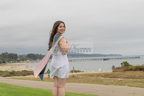 Lauren Berry graduation photos, portraits at UCSB Santa Barbara Ca. Gustavo Villarreal Photography, 323-633-8283