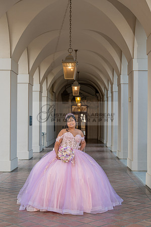 Camila Pacheco quinceanera, sweet 16, photo session in Pasadena City Hall in Pasadena California, photography and videography by Gustavo Villarreal photographer, 323-633-8283, www.gvphotoandvideo.com