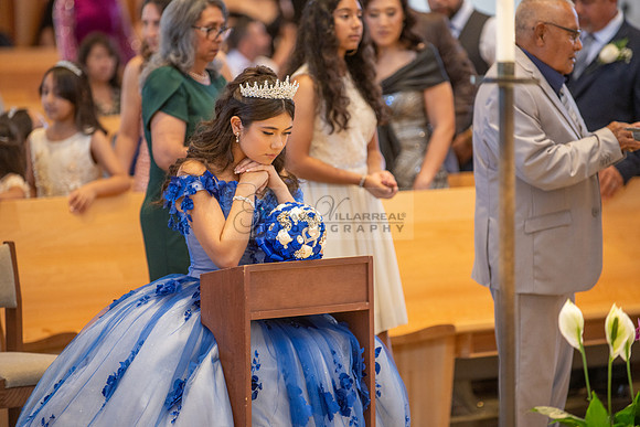 Violeta Noemi quinceanera celebration, photographer , videographer in Hacienda Heights Ca, Montebello Ca, Gustavo Villarreal Photography, 323-633-8283, www.gvphotoandvideo.com