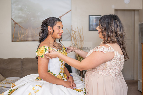Arianna Tejada quinceanera celebration, photography, videography at Our lady of Guadalupe in El Monte Ca, Fiesta Mexican banquet Hall Montclair Ca, Gustavo Villarreal photo and video, 323-633-8283, ww