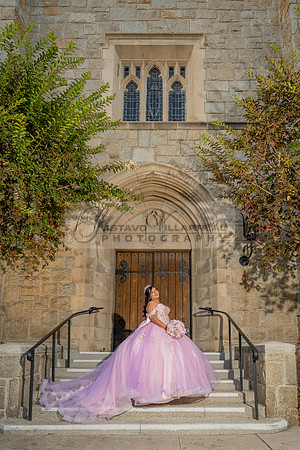 Camila Pacheco quinceanera, sweet 16, photo session in Pasadena City Hall in Pasadena California, photography and videography by Gustavo Villarreal photographer, 323-633-8283, www.gvphotoandvideo.com